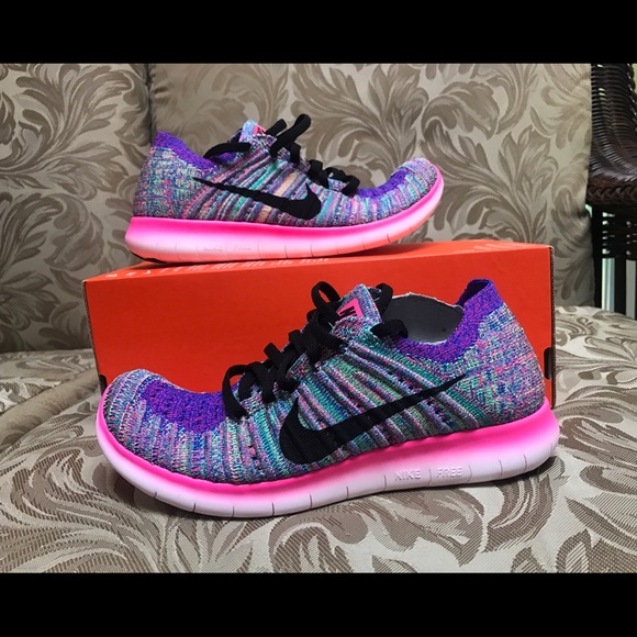 COPY - Nike WMNS Free RN Flyknit - Picture 1 of 9